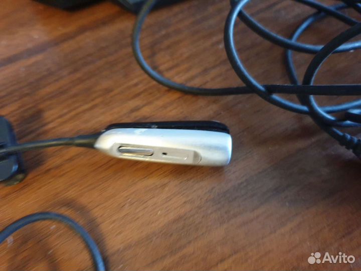 Гарнитура Sony Ericsson