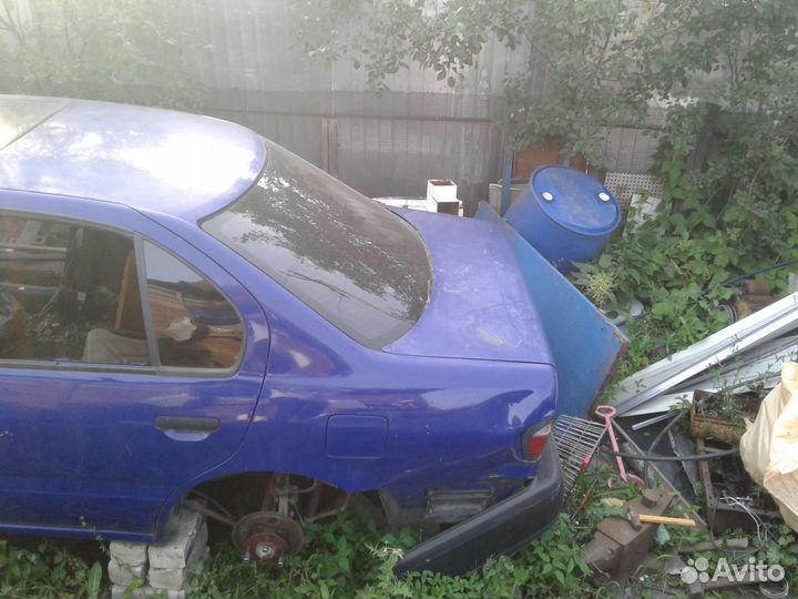 Крышка багажника на ниссан примера