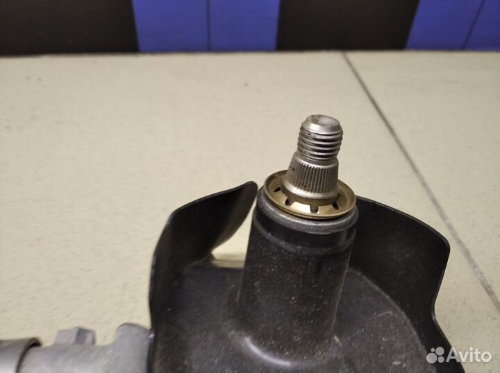 Трапеция стеклоочистителей Hi Lux 2015