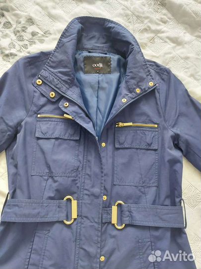 Ветровка женская