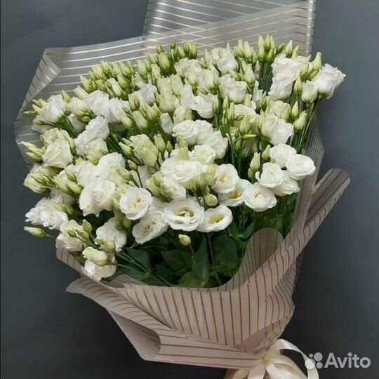 Букет эустомы