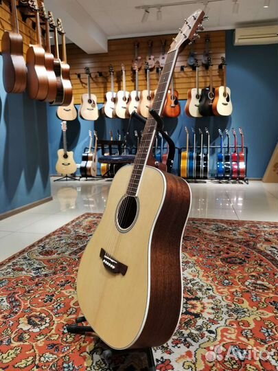 Акустическая гитара Crafter D6