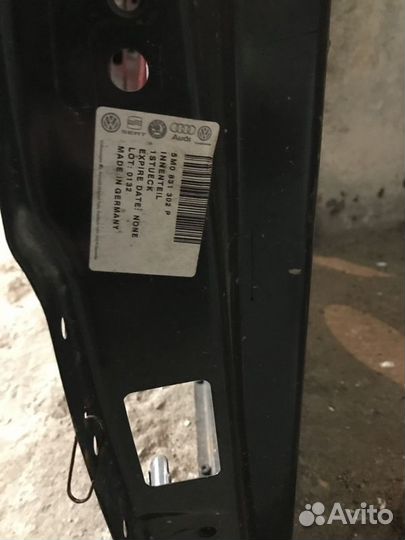 Рамка двери передней правой Volkswagen Golf Plus