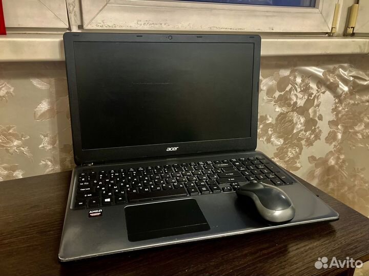 Ноутбук Acer Aspire E1-572g