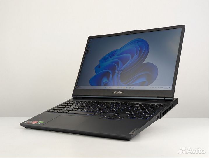 Игровой ноутбук Lenovo I5 / i7 GTX SSD IPS