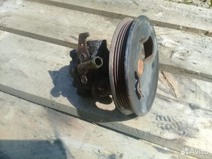 Насос гур Mitsubishi Lancer 4G92