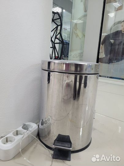 Мусорное ведро