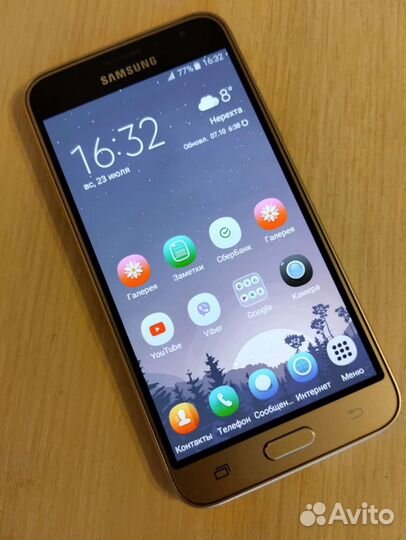 Смартфон Samsung Galaxy SM-J320F/DS