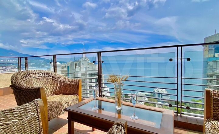 2-к. квартира, 85 м², 12/14 эт.