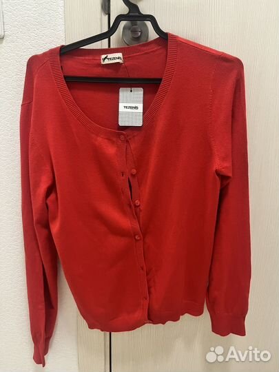 Кардиган женский красный