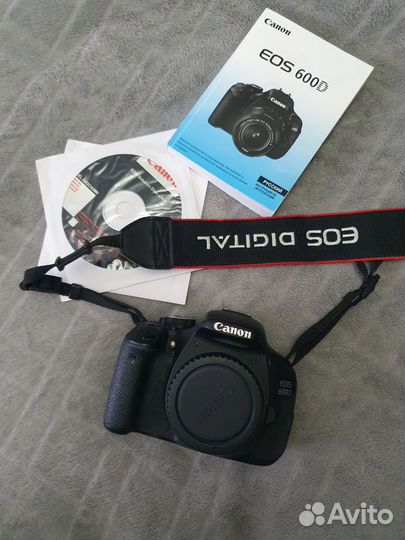 Зеркальный фотоаппарат canon 600d