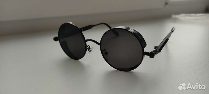 Солнцезащитные очки