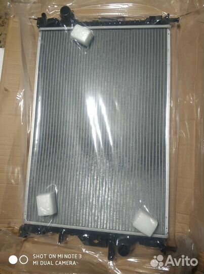 Радиатор охлаждения Ford Mondeo
