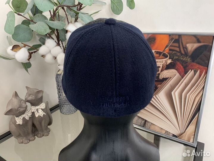 Кепка Tommy Hilfiger утеплённая на флисе