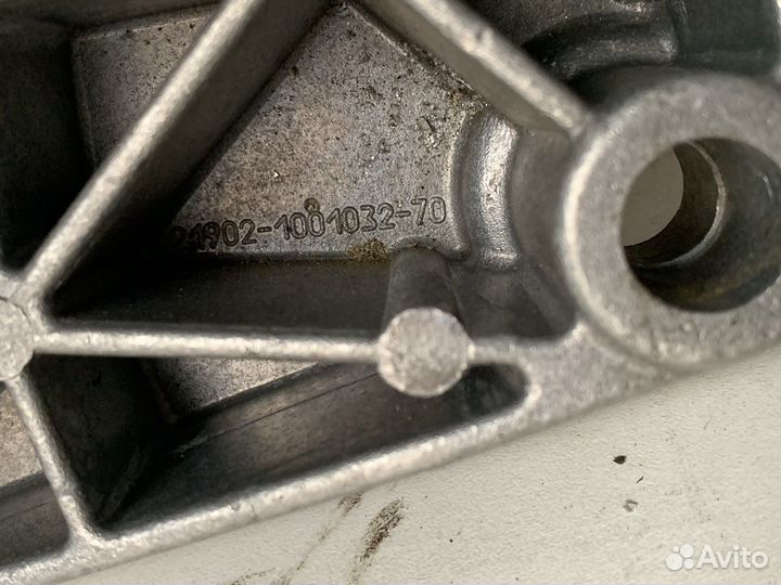 Кронштейн АКПП МКПП Лада Гранта Калина