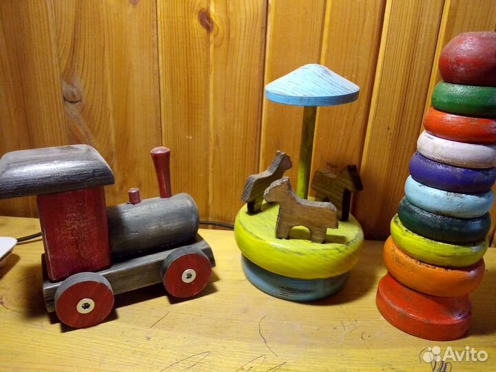 Игрушки из дерева