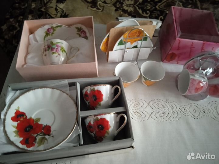 Сервиз чайный, чашки и блюдца наборы