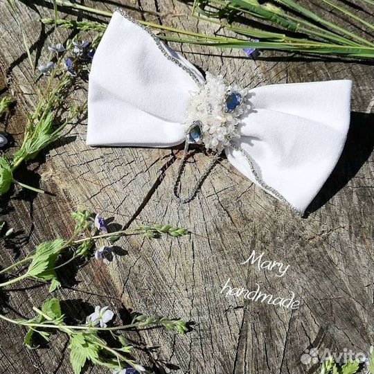 Бант-заколка