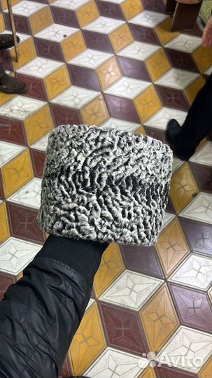 Каракулевые ушанки папахи