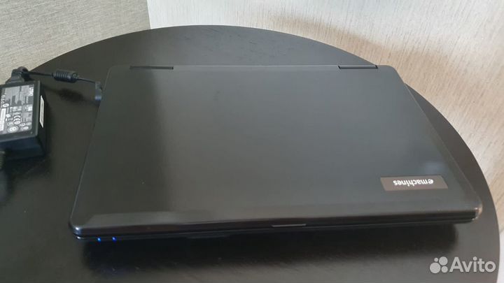 Ноутбук eMachines