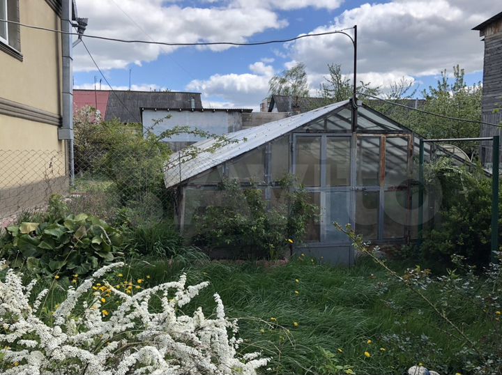 Дом 261,6 м² на участке 8 сот.