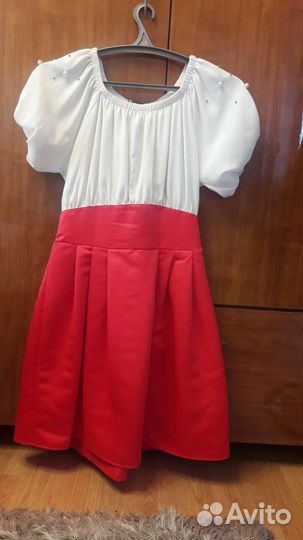 Платье праздничное женское