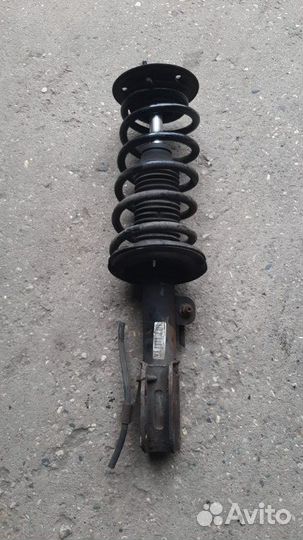 Стойка подвески передняя левая Opel Antara 2007