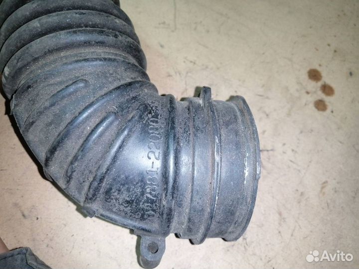 Патрубок воздушного фильтра Toyota 1ZZ