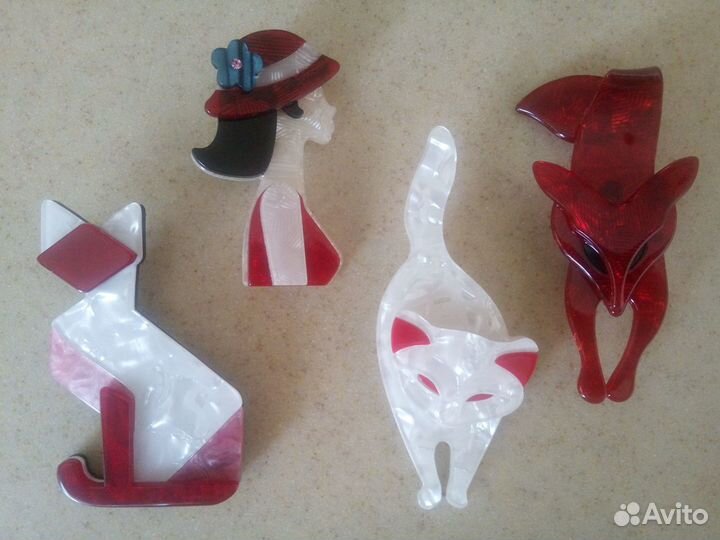 Броши акриловые