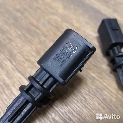 Датчик abs задний левый Skoda Octavia A7 CHP 2014