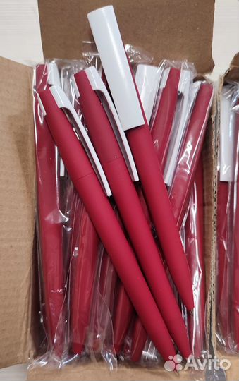 Авторучки красные 100шт (пишут синим)