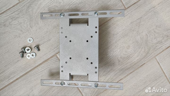 Кронштейн для телевизора на стену