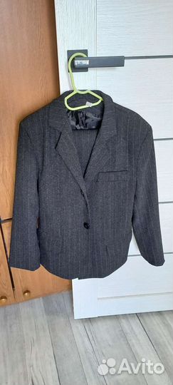 Костюм школьный