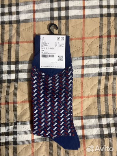 Носки от jw Anderson для Uniqlo