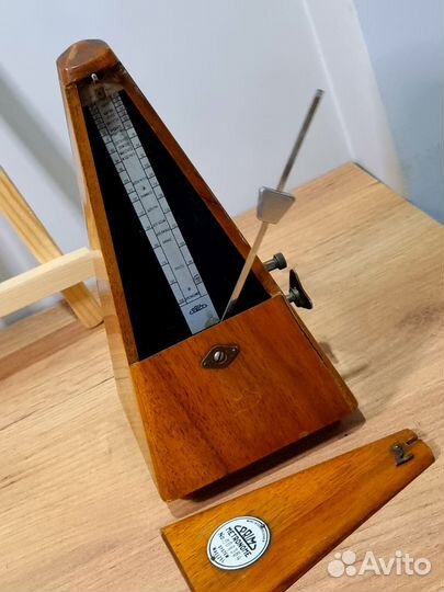 Метроном механическии Чехословакия