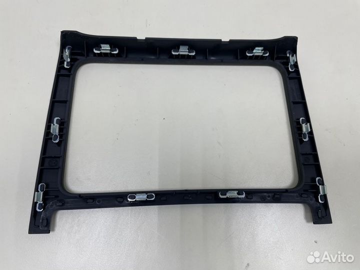 Рамка магнитолы Volkswagen Polo cwvb (1600CC