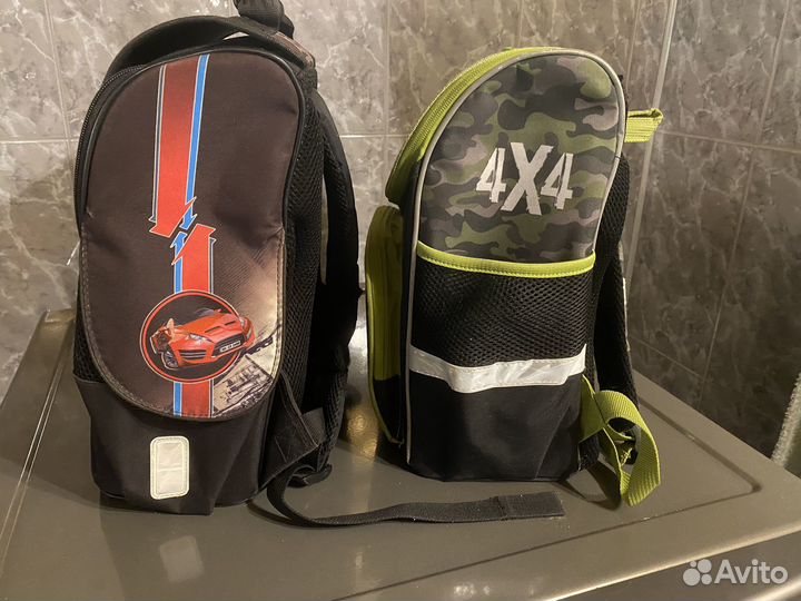 Рюкзаки школьные