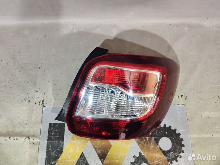 Рено Сандеро 2014- Фонарь правый 9090