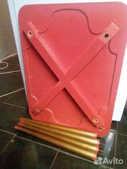 Детский столик