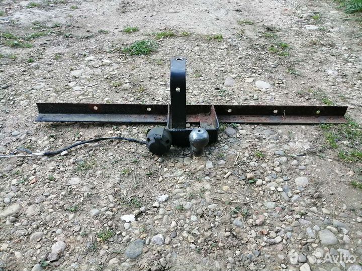 Фаркоп audi 100 С3