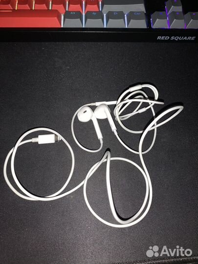 Наушники Apple проводные