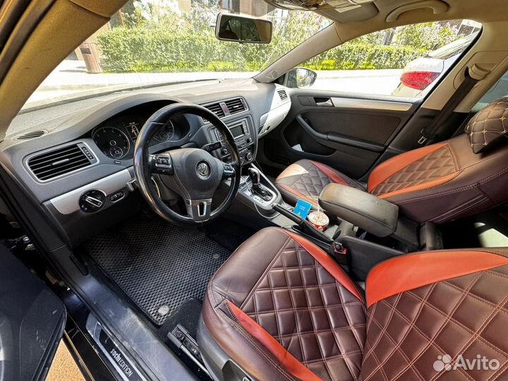 Volkswagen Jetta 1.6 AT, 2013, 166 000 км