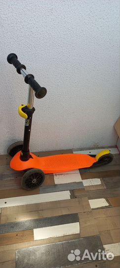Самокат детский трехколесный