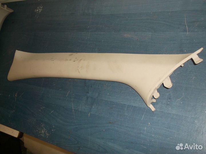 Обшивка стойки передней левой (Subaru Outback)