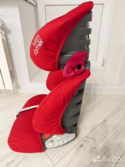 Автокресло britax romer