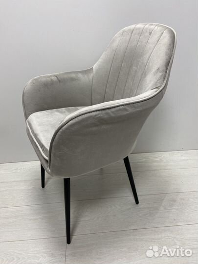 Стул кухонный