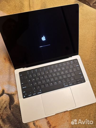 MacBook Pro 14 2021 M1 Max 32C 64GB/2TB Silver