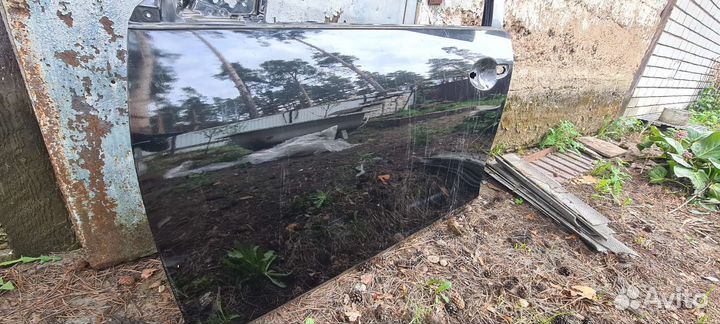 Дверь на mazda