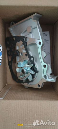 Помпа на ваз largus,reno Logan