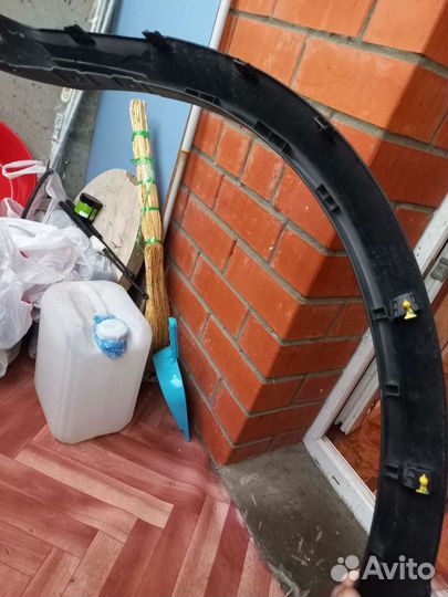 Накладка арки крыла задняя левая Ниссан Кашкай J11